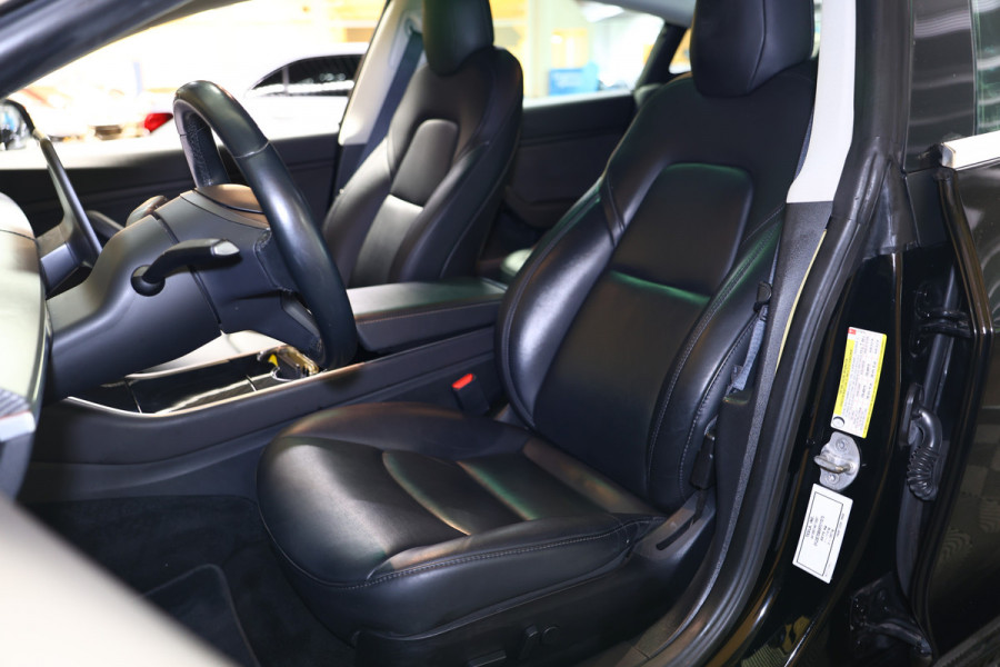 Tesla Model 3 Long Range AWD 75 kWh AVM CLIMA NAVI PDC CAMERA 360 PDC LEDER LED '19