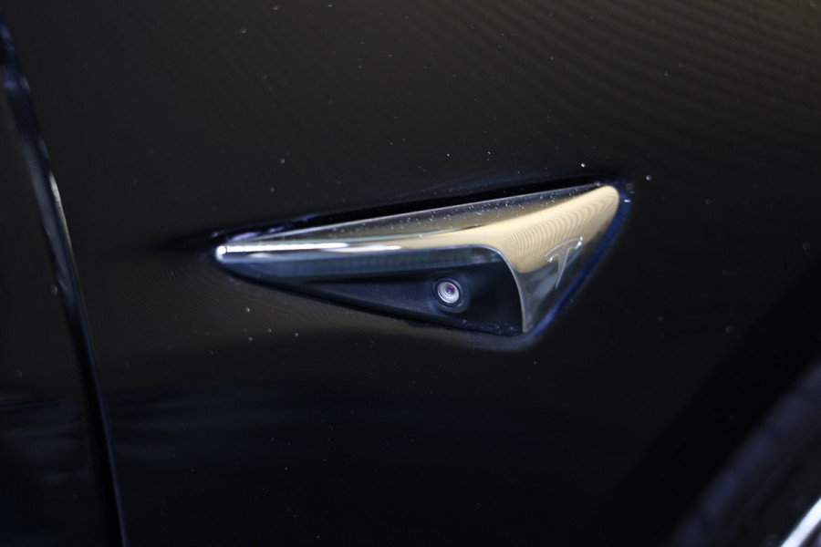 Tesla Model 3 Long Range AWD 75 kWh AVM CLIMA NAVI PDC CAMERA 360 PDC LEDER LED '19