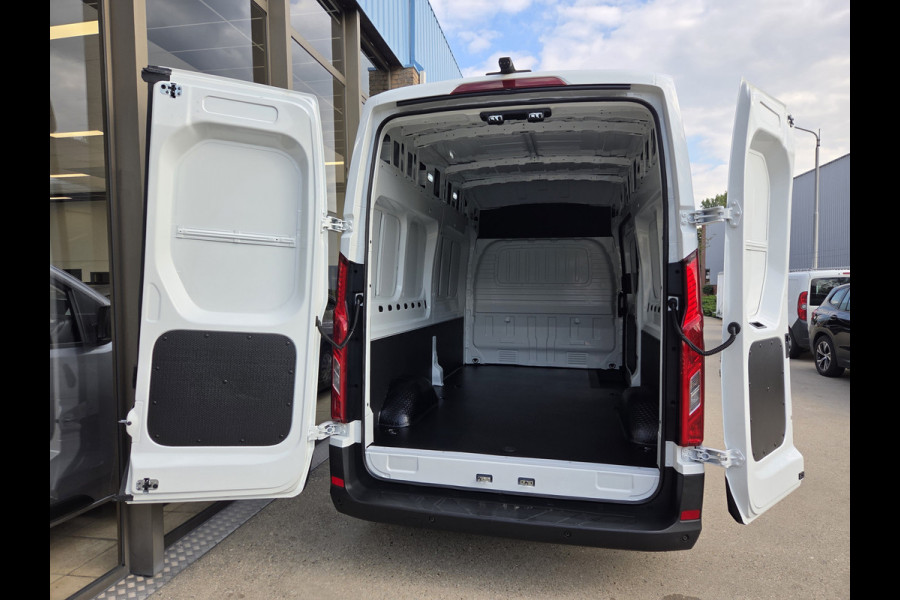 Maxus eDeliver 9 L3H3 72 kWh Airco Achteruitrijcamera PDC Stoelverwarming