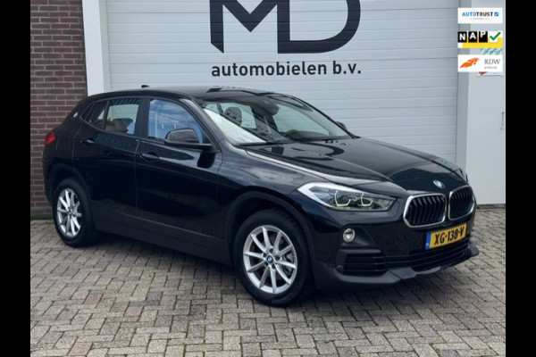 BMW X2 SDrive18i Executive - Sportstoelen - Leder -LED - NAP