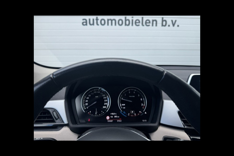 BMW X2 SDrive18i Executive - Sportstoelen - Leder -LED - NAP