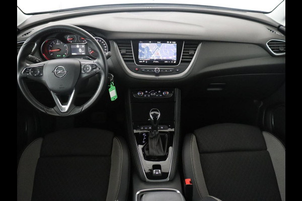 Opel Grandland X 1.6 Turbo Innovation | Half leder | Cruise control | Trekhaak | Navigatie | Carplay | Climate control | Park assist | 18" velgen