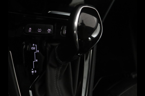 Opel Grandland X 1.6 Turbo Innovation | Half leder | Cruise control | Trekhaak | Navigatie | Carplay | Climate control | Park assist | 18" velgen