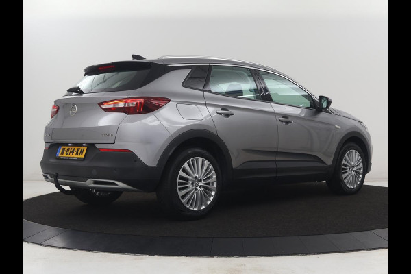 Opel Grandland X 1.6 Turbo Innovation | Half leder | Cruise control | Trekhaak | Navigatie | Carplay | Climate control | Park assist | 18" velgen