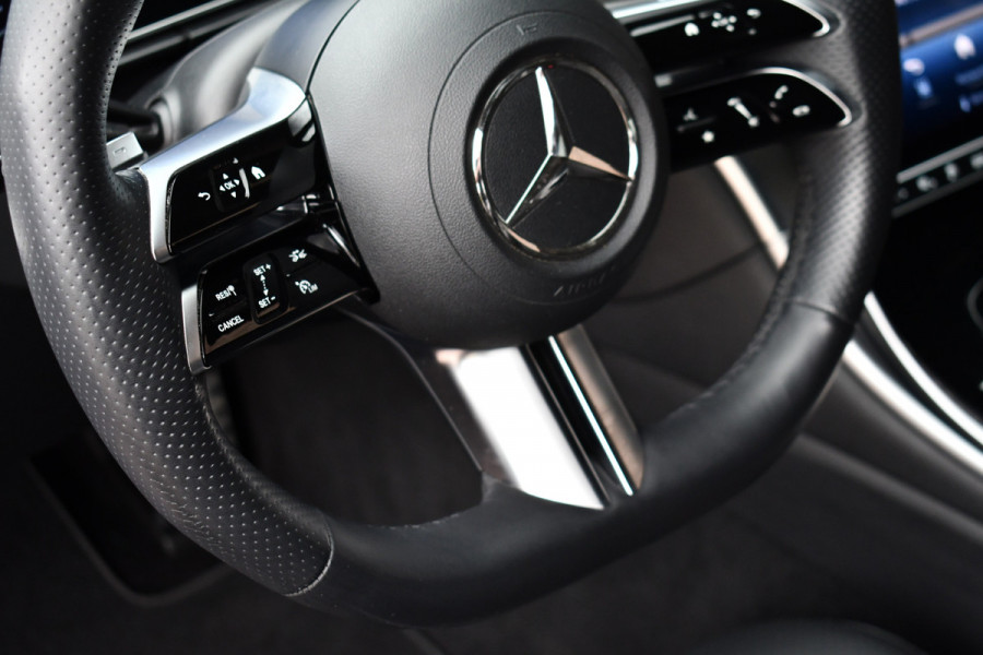 Mercedes-Benz C-Klasse Estate 300 e AMG Line Distronic Trekhaak HUD Laser 360