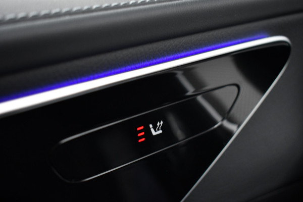 Mercedes-Benz C-Klasse Estate 300 e AMG Line Distronic Trekhaak HUD Laser 360