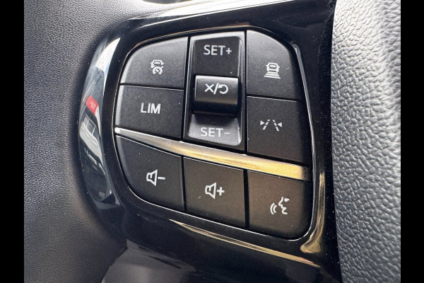 Ford Transit Custom 320 2.5 PHEV L2H1 Limited | Plug-In | 98% SOH | 3. Pers | Camera | PDC voor + Achter | Winter Pack | Navigatie