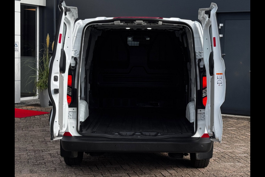 Ford Transit Custom 320 2.5 PHEV L2H1 Limited | Plug-In | 98% SOH | 3. Pers | Camera | PDC voor + Achter | Winter Pack | Navigatie