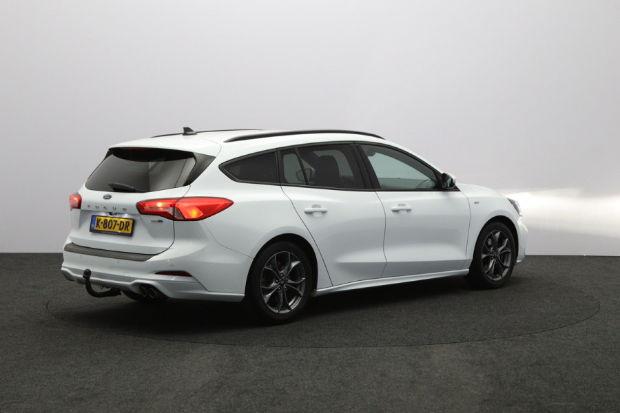 Ford FOCUS Wagon 1.0 EcoBoost Hybrid 125 PK ST Line Business, LED, Trekhaak, Winterpakket, Camera, DAB