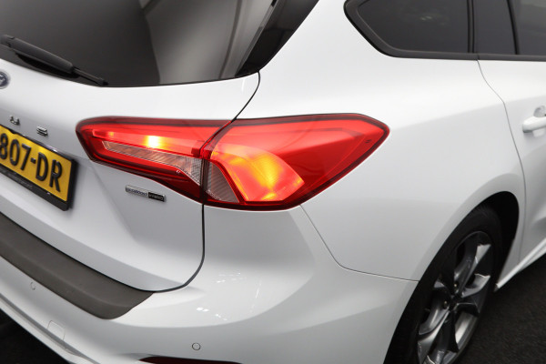 Ford FOCUS Wagon 1.0 EcoBoost Hybrid 125 PK ST Line Business, LED, Trekhaak, Winterpakket, Camera, DAB
