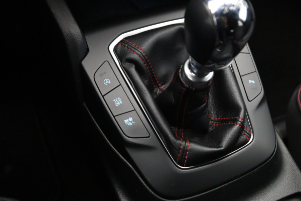 Ford FOCUS Wagon 1.0 EcoBoost Hybrid 125 PK ST Line Business, LED, Trekhaak, Winterpakket, Camera, DAB