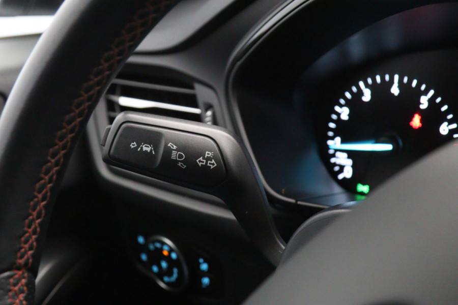 Ford FOCUS Wagon 1.0 EcoBoost Hybrid 125 PK ST Line Business, LED, Trekhaak, Winterpakket, Camera, DAB