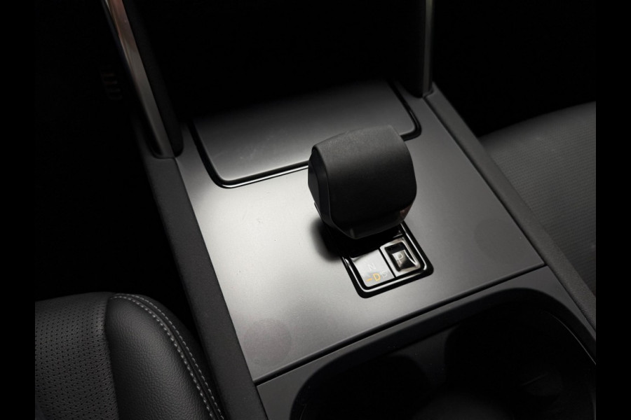 Land Rover Discovery Sport P270e SE R-Dynamic/black-pack Acc Leer/elec trekhaak panorama