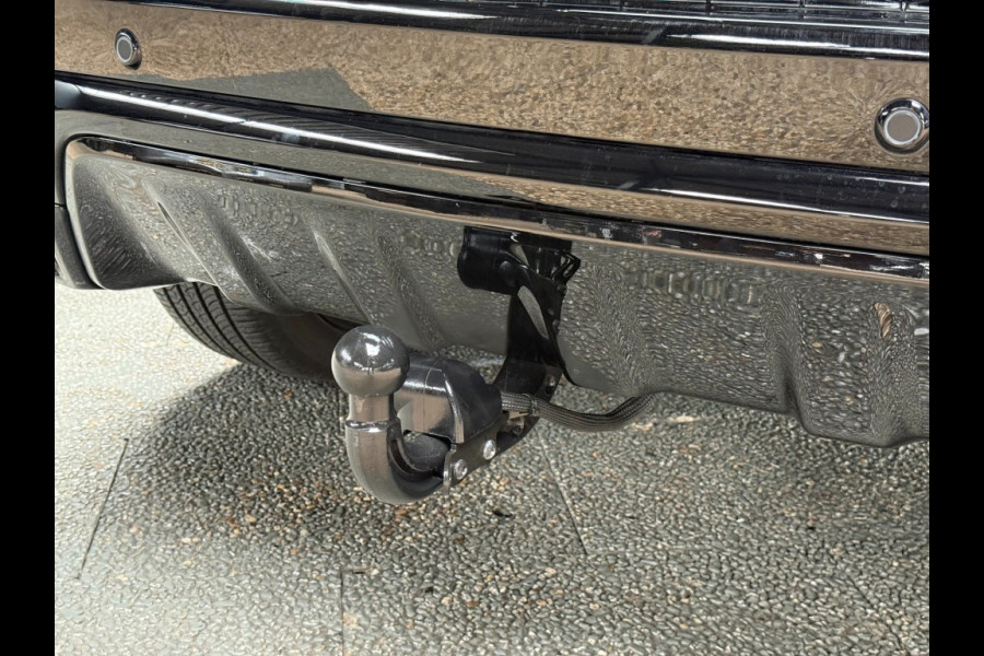 Land Rover Discovery Sport P270e SE R-Dynamic/black-pack Acc Leer/elec trekhaak panorama