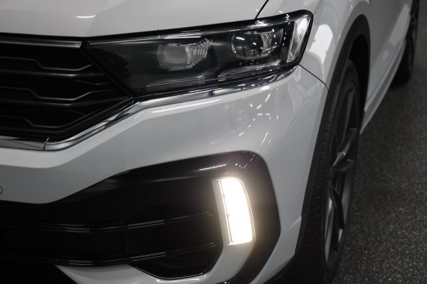 Volkswagen T-Roc 2.0 TSI 4Motion R 301+PK AKRAPOVIC/VIRTUAL/KEYLES/HALF LEER+S.VERWARMING/19" LMV/PDC/12 MDN GARANTIE!