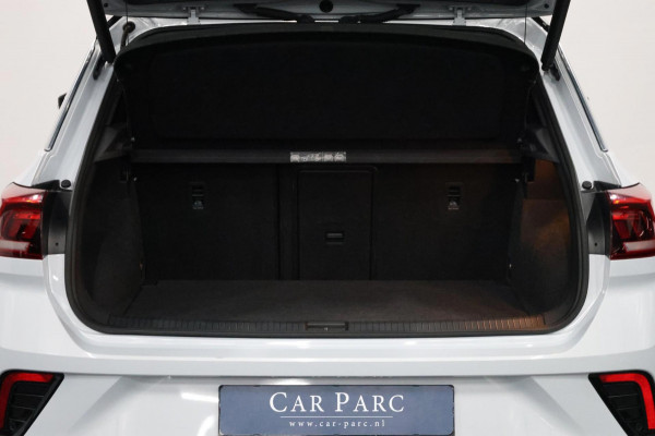 Volkswagen T-Roc 2.0 TSI 4Motion R 301+PK AKRAPOVIC/VIRTUAL/KEYLES/HALF LEER+S.VERWARMING/19" LMV/PDC/12 MDN GARANTIE!