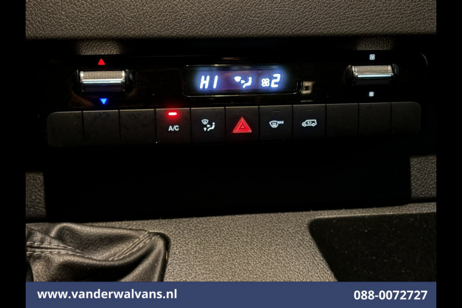 Mercedes-Benz Sprinter 317 CDI 170pk L3H2 Euro6 Airco | Camera | Apple Carplay | Cruisecontrol | Stoelverwarming Android Auto, Chauffeursstoel, 270 Graden Achterdeuren, Bijrijdersbank