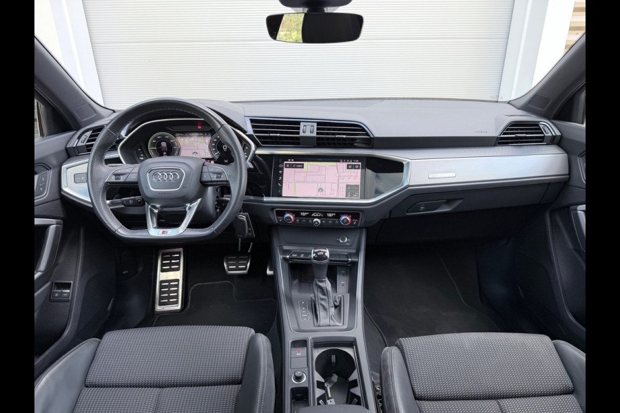 Audi Q3 Sportback 45 TFSI e S Edition Pano/Camera/AppleCar