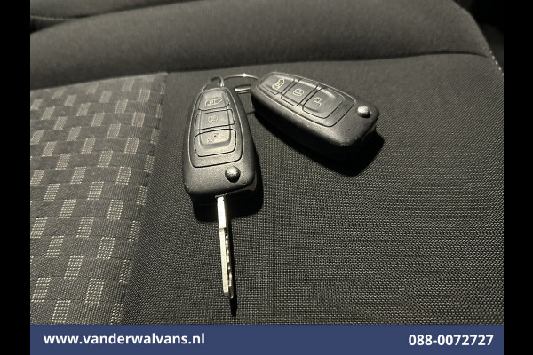 Ford Transit Custom 2.0 TDCI L2H1 Euro6 Airco | Camera | Navigatie | LED | Apple Carplay | Cruisecontrol Android Auto, Parkeersensoren, Stoelverwarming, Verwarmde voorruit, Bijrijdersbank, 2670kg trekvermogen