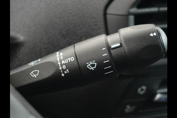 Opel Vivaro 2.0 Diesel 180 S&S L3 Automaat Dubbele Cabine 2 schuifdeuren Apple CarPlay Navigatie Climate Control Camera Cruise Control Trekhaak lichtmetalen velgen