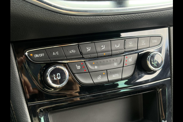 Opel Astra Sports Tourer 1.2 Ultimate ✓146pk✓Carplay✓Camera✓Stoelverw✓Stuurverw✓Keyless✓Pdc V+A✓Alcantara-Leder✓Clima✓Cruise✓6 Bak✓Rijstrooksensor✓Dodehoeksensor✓17''Lm velgen✓N.A.P✓Apk tot 11-2028