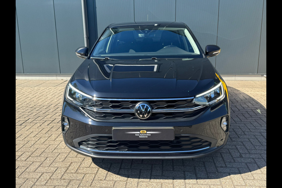 Volkswagen Taigo 1.0 TSI AUTOMAAT* Navigatie * Parkeersensoren * Adaptieve Cruise Control *