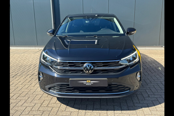 Volkswagen Taigo 1.0 TSI AUTOMAAT* Navigatie * Parkeersensoren * Adaptieve Cruise Control *