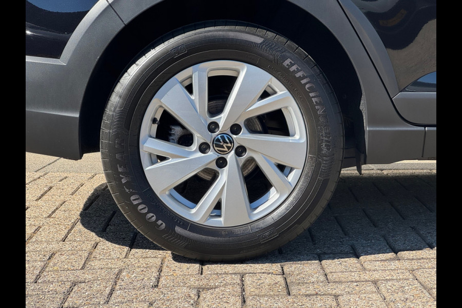 Volkswagen Taigo 1.0 TSI AUTOMAAT* Navigatie * Parkeersensoren * Adaptieve Cruise Control *