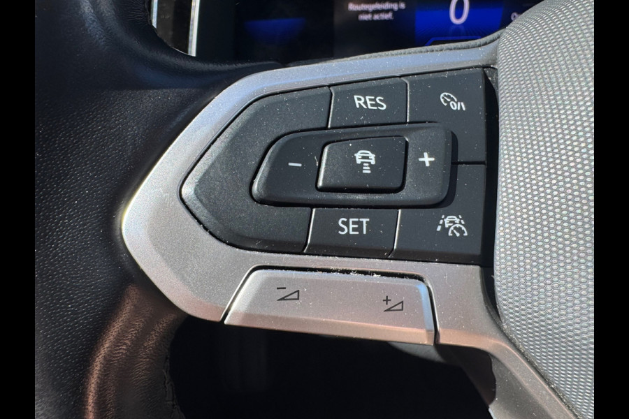 Volkswagen Taigo 1.0 TSI AUTOMAAT* Navigatie * Parkeersensoren * Adaptieve Cruise Control *