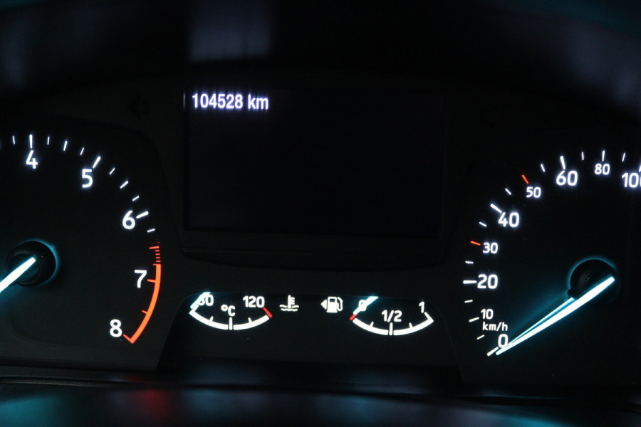 Ford Fiesta 1.0 EcoBoost Titanium (NAVIGATIE, CRUISE CONTROL, PARKEERSENSOREN)
