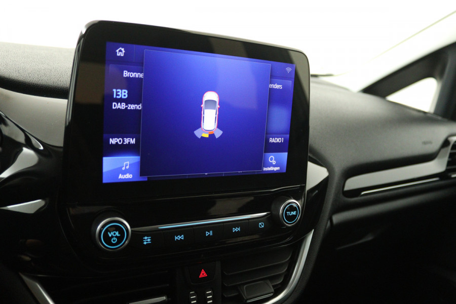 Ford Fiesta 1.0 EcoBoost Titanium (NAVIGATIE, CRUISE CONTROL, PARKEERSENSOREN)