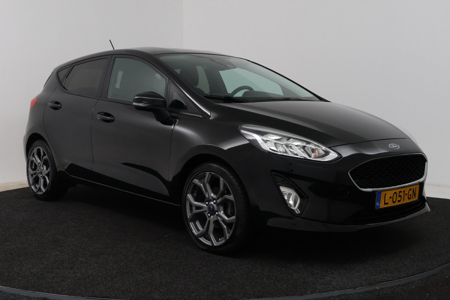 Ford Fiesta 1.0 EcoBoost Titanium (NAVIGATIE, CRUISE CONTROL, PARKEERSENSOREN)