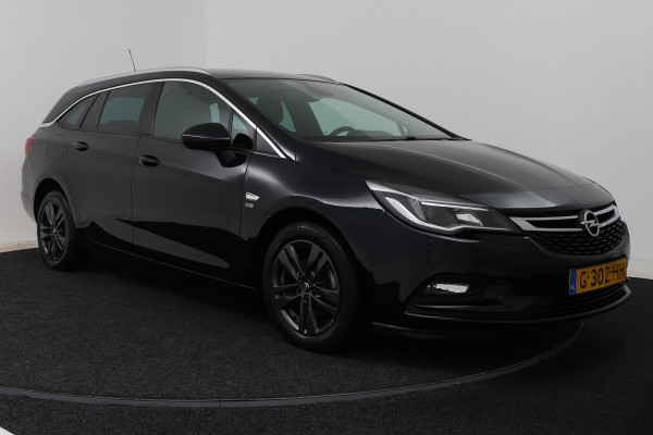 Opel Astra Sports Tourer 1.4 Turbo 120 Jaar Edition (NAVIGATIE, CRUISE CONTROL, PARKEERSENSOREN)