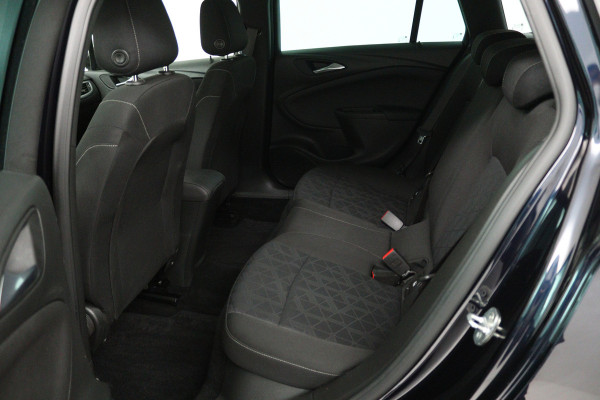 Opel Astra Sports Tourer 1.4 Turbo 120 Jaar Edition (NAVIGATIE, CRUISE CONTROL, PARKEERSENSOREN)