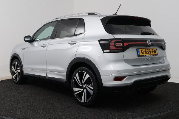 Volkswagen T-Cross 1.0 TSI Style (CAMERA, STOELVERWARMING, CRUISE ADAPTIEF, PARKEERSENSOREN)