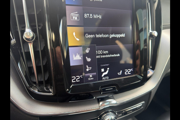 Volvo XC60 2.0 T8 Twin Engine AWD R-Design Pano B&W Lucht