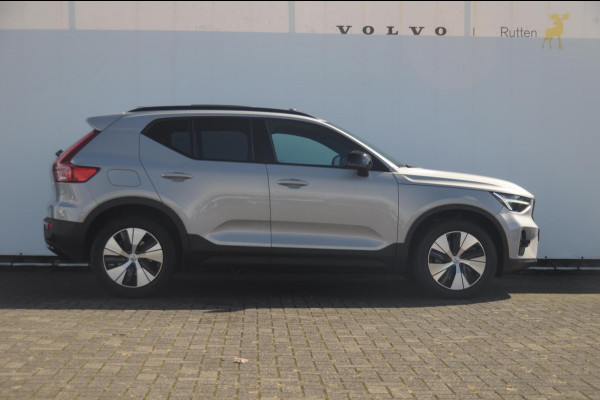 Volvo XC40 T4 211PK Plug-in hybrid Plus Dark / Panoramadak / Elektrische stoelen / Harman Kardon audio / cruise control / Parkeersensoren met camera / Elektrische achterklep / Stoel - en stuurwielverwarming