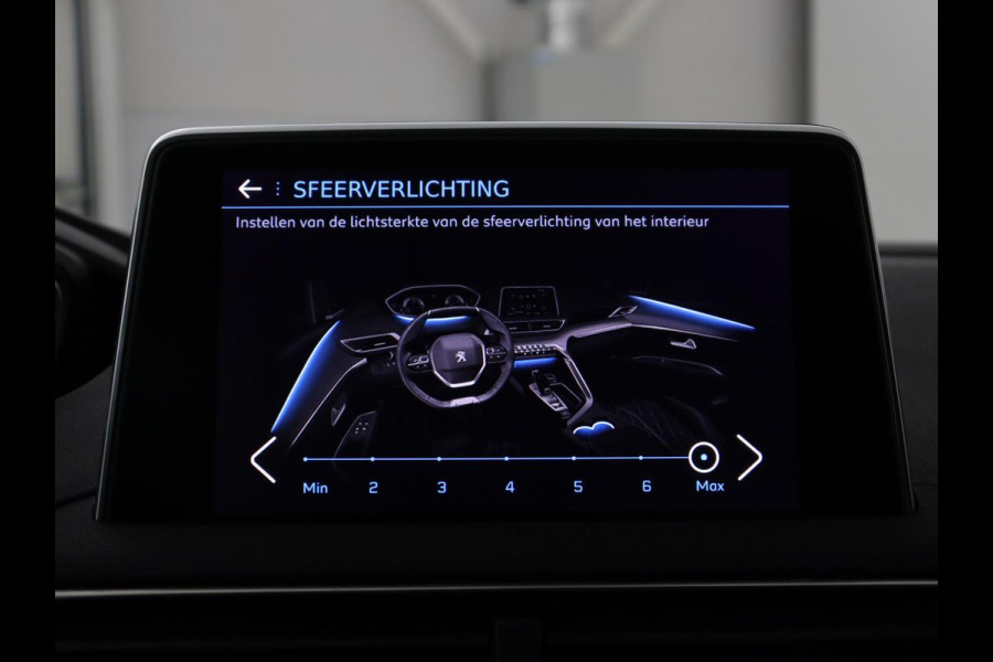 Peugeot 5008 1.2 PureTech Allure | 7p | Trekhaak | Carplay | Camera | Elektrische kofferbak | Cruise control | Navigatie | Stoelverwarming | LED | Sfeerverlichting | Automaat | Half leer