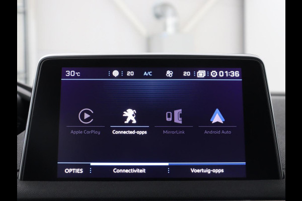 Peugeot 5008 1.2 PureTech Allure | 7p | Trekhaak | Carplay | Camera | Elektrische kofferbak | Cruise control | Navigatie | Stoelverwarming | LED | Sfeerverlichting | Automaat | Half leer
