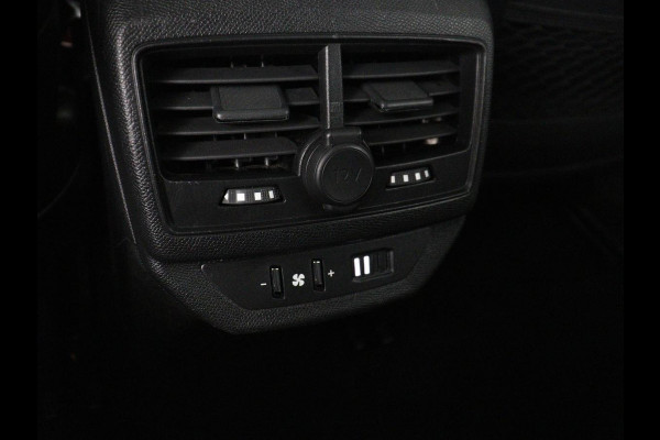 Peugeot 5008 1.2 PureTech Allure | 7p | Trekhaak | Carplay | Camera | Elektrische kofferbak | Cruise control | Navigatie | Stoelverwarming | LED | Sfeerverlichting | Automaat | Half leer