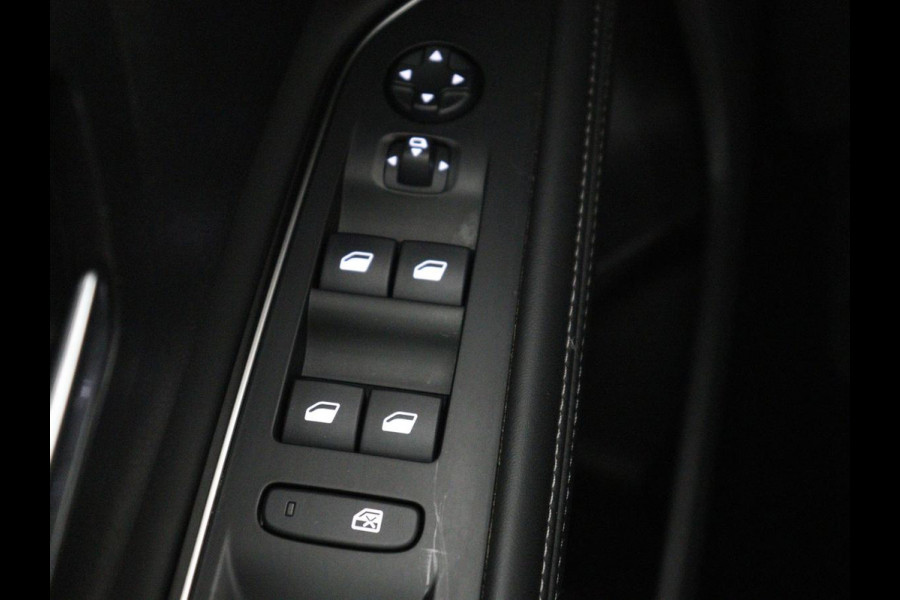 Peugeot 5008 1.2 PureTech Allure | 7p | Trekhaak | Carplay | Camera | Elektrische kofferbak | Cruise control | Navigatie | Stoelverwarming | LED | Sfeerverlichting | Automaat | Half leer