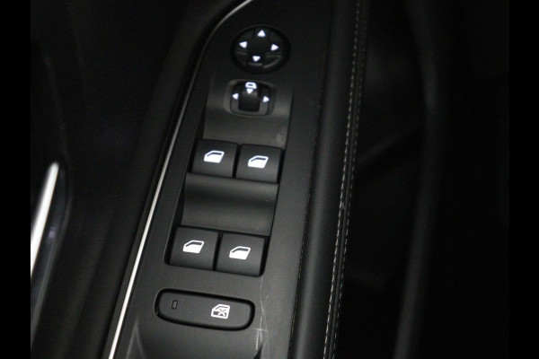 Peugeot 5008 1.2 PureTech Allure | 7p | Trekhaak | Carplay | Camera | Elektrische kofferbak | Cruise control | Navigatie | Stoelverwarming | LED | Sfeerverlichting | Automaat | Half leer