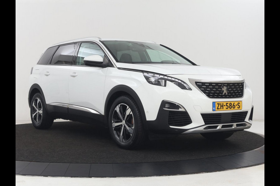 Peugeot 5008 1.2 PureTech Allure | 7p | Trekhaak | Carplay | Camera | Elektrische kofferbak | Cruise control | Navigatie | Stoelverwarming | LED | Sfeerverlichting | Automaat | Half leer