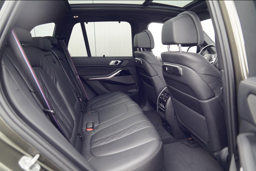BMW X5 XDrive50e / M Sportpakket Pro / Manhattan met. / Pano / Head-Up / Softclose / Harman/Kardon Surround