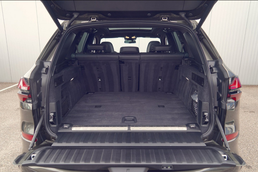 BMW X5 XDrive50e / M Sportpakket Pro / Manhattan met. / Pano / Head-Up / Softclose / Harman/Kardon Surround