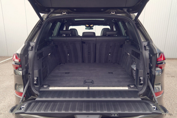 BMW X5 XDrive50e / M Sportpakket Pro / Manhattan met. / Pano / Head-Up / Softclose / Harman/Kardon Surround