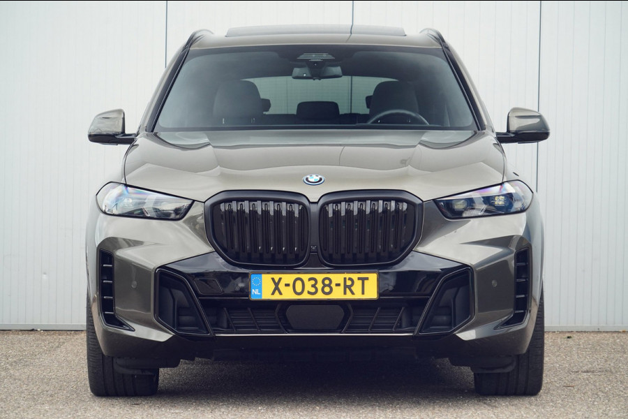 BMW X5 XDrive50e / M Sportpakket Pro / Manhattan met. / Pano / Head-Up / Softclose / Harman/Kardon Surround