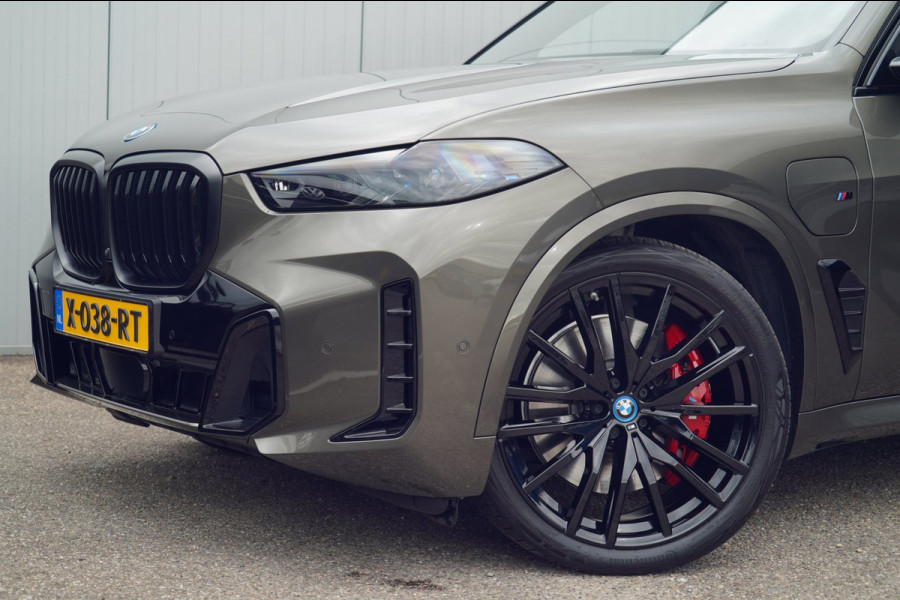BMW X5 XDrive50e / M Sportpakket Pro / Manhattan met. / Pano / Head-Up / Softclose / Harman/Kardon Surround