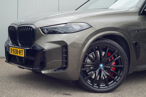 BMW X5 XDrive50e / M Sportpakket Pro / Manhattan met. / Pano / Head-Up / Softclose / Harman/Kardon Surround