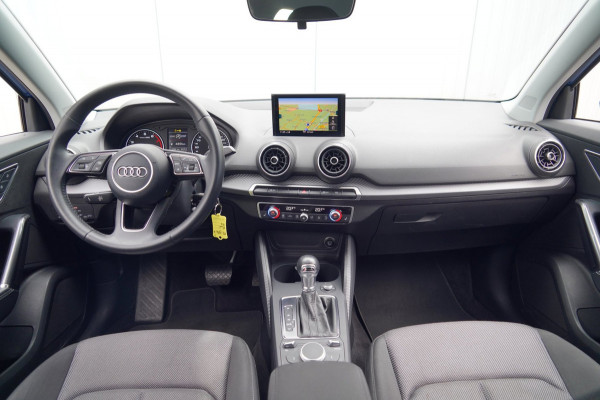 Audi Q2 1.4 TFSI CoD limited / 113dkm NAP / Navi / Cruise / NL-Auto / Arablau Kristall Metallic